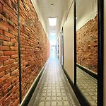 Golden Market Square - 3rooms, 90m2 Of Comfort & Quiet - As R502 Lägenhet *