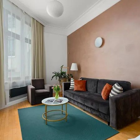Golden Market Square - 3rooms, 90m2 Of Comfort & Quiet - As R502 *