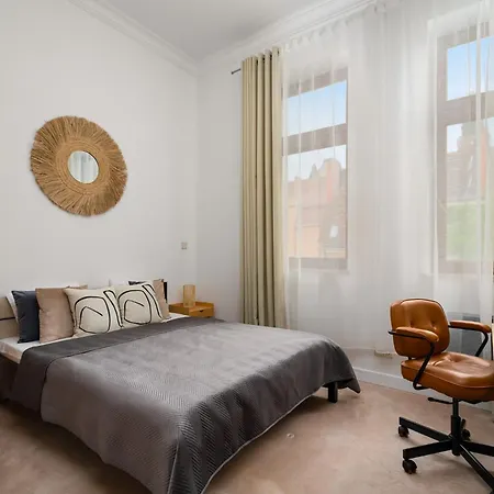 Golden Market Square - 3rooms, 90m2 Of Comfort & Quiet - As R502
