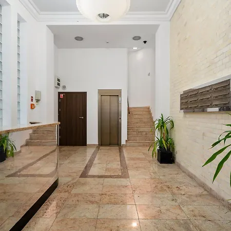 Golden Market Square - 3rooms, 90m2 Of Comfort & Quiet - As R502 公寓 *