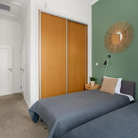 Apartmán Golden Market Square - 3rooms, 90m2 Of Comfort & Quiet - As R502